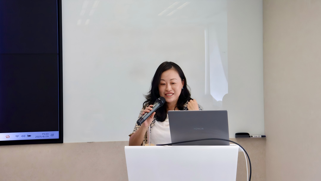 杨薇律师为江财校友会法学培优班（上海班）授课